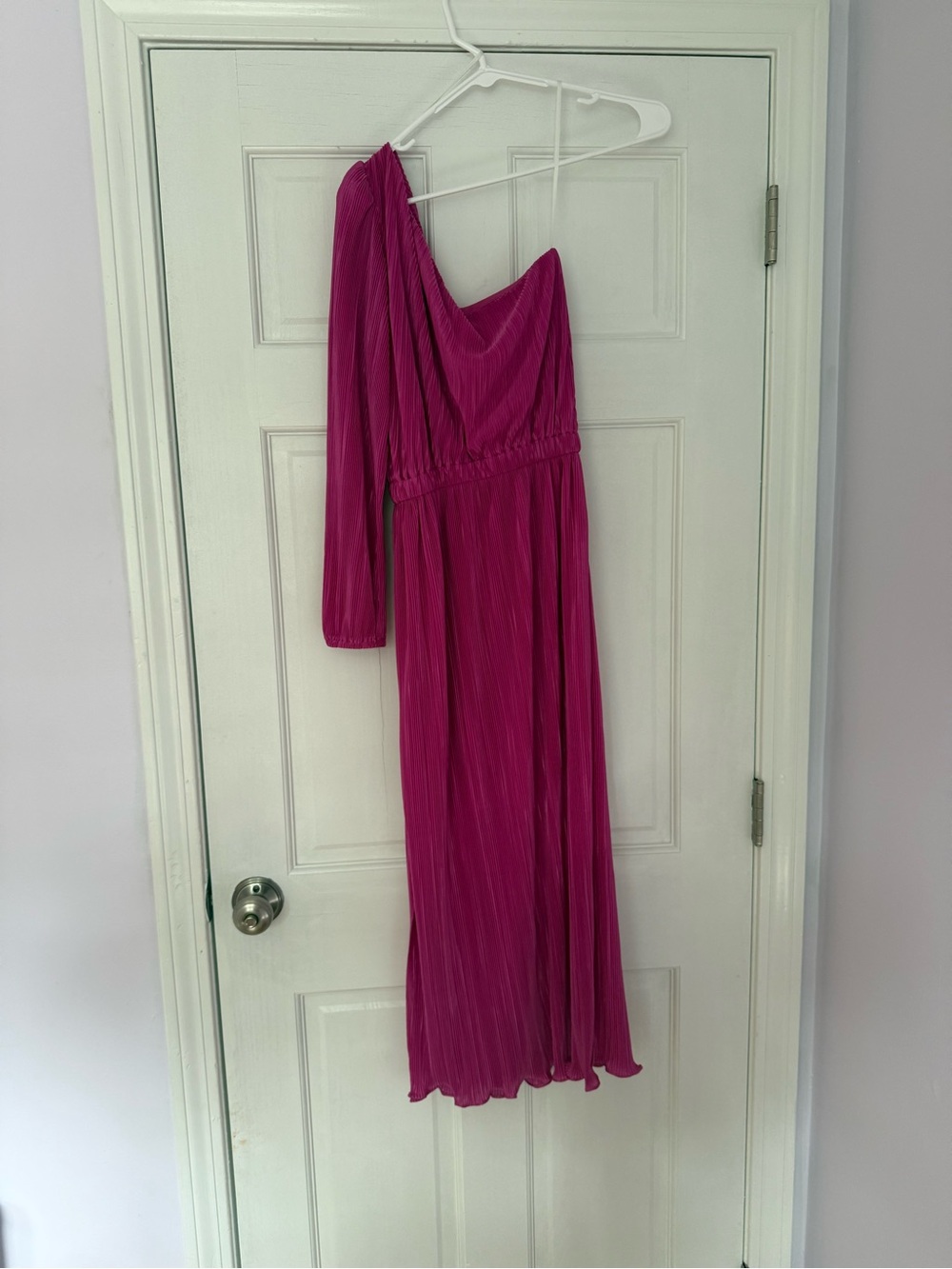 Petal & Pup One-Shoulder Pleated Maxi Dress in Fuchsia
